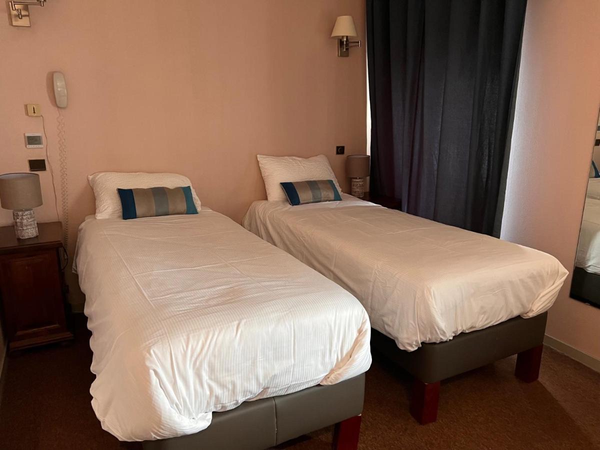 Logis Hotel De France La Côte-Saint-André エクステリア 写真